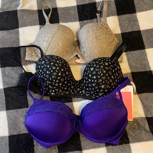Bra Set - Picture 1 of 4